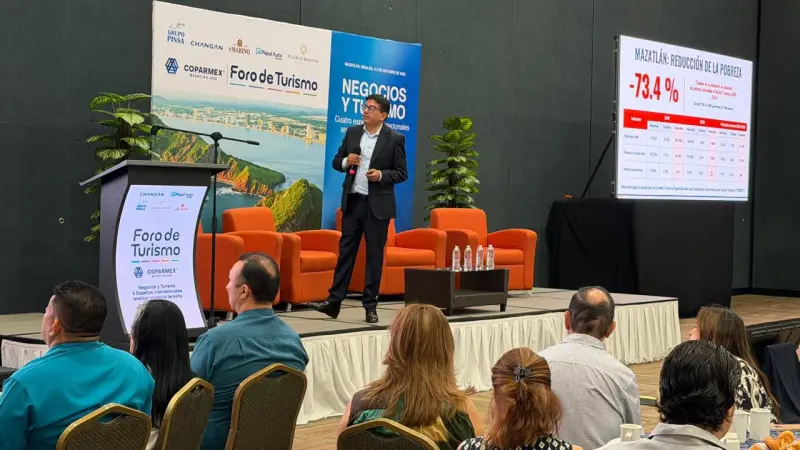 Cuatro expertos internacionales analizan en Mazatlán la situación del turismo