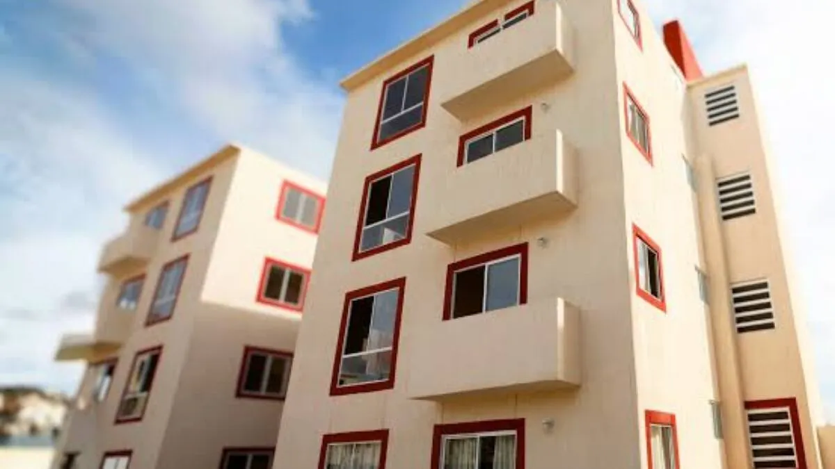 Las viviendas sociales costarán más de 600 mil pesos por unidad mientras el gobierno proyecta construir 90 mil casas durante los próximos seis años para reducir el rezago habitacional en Tabasco
