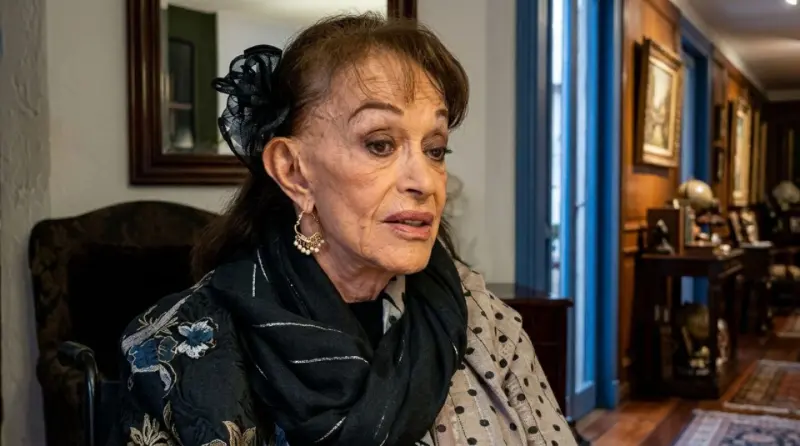 Lucha Villa habría sido hospitalizada por problemas respiratorios