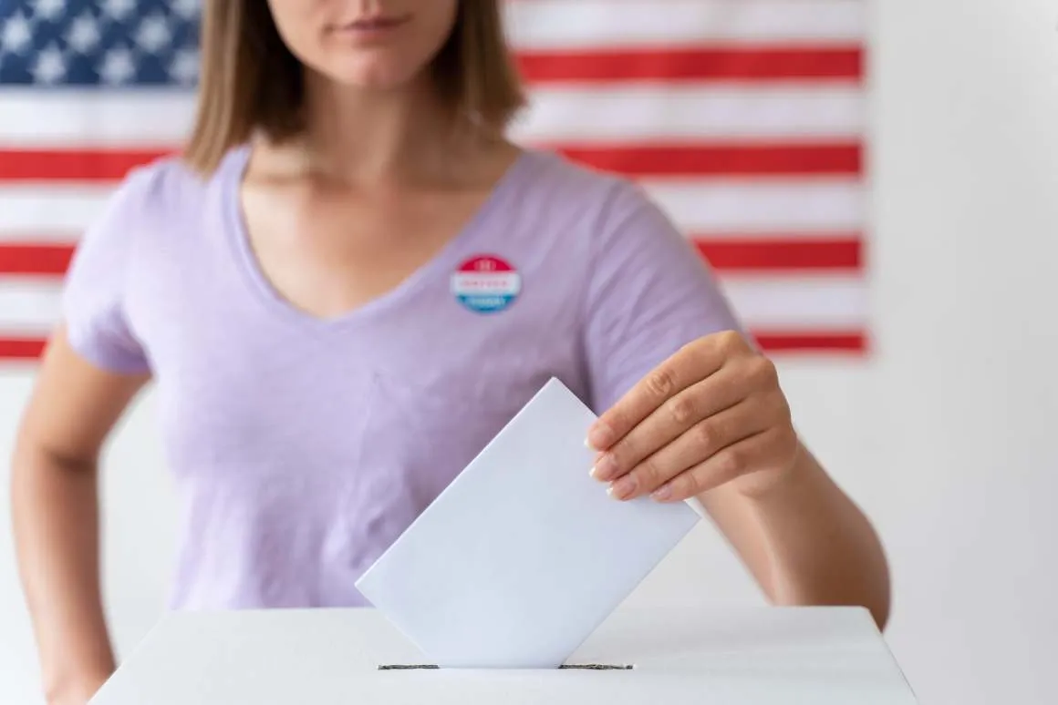 Participan más de 100 mil hispanos en votación anticipada en EU