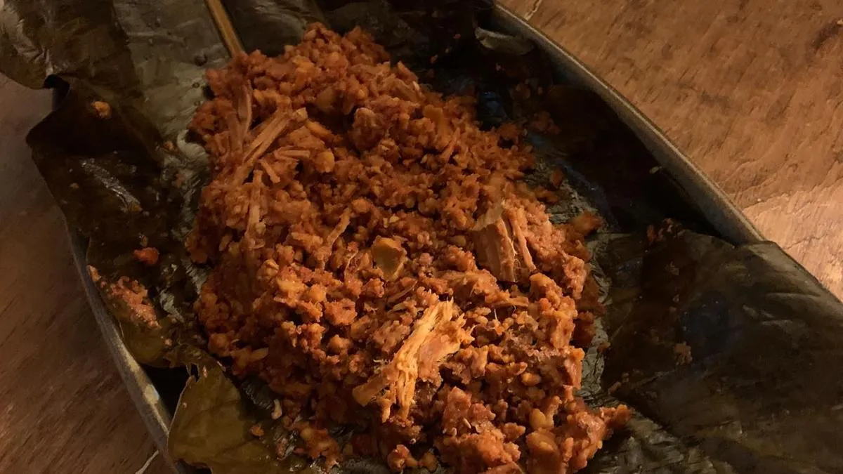 Zacahuil: Qué lleva el tamal gigante de la Huasteca y cómo se prepara