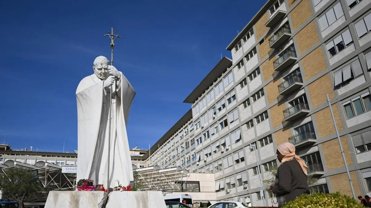 El papa León XIV evoluciona favorablemente tras ser operado de un cáncer de pulmón
