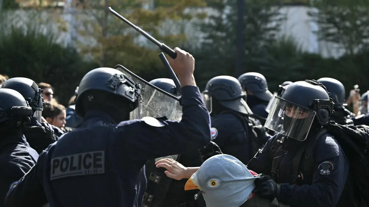 Mano dura: Francia desplegará más de 70 mil policías ante protestas por el alto costo de la vida