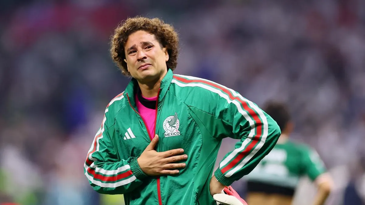 Memo Ochoa llama a su despedida, la afición aún no responde