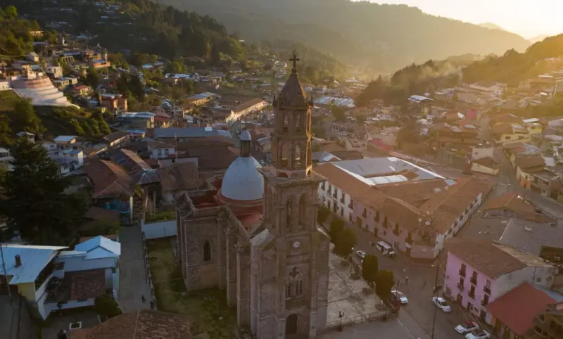 Destacan tradición y turismo de los Pueblos Mágicos en México