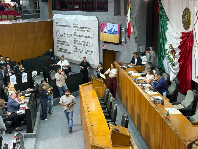 Se reacomodan bancadas en Congreso de NL; PRI, PAN y MC quedan con 11 diputados