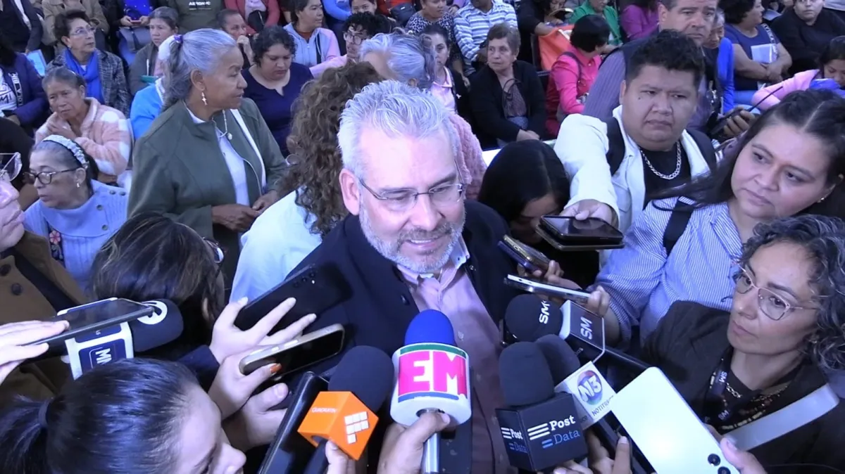 Niega GobMich paro de actividades de Bachoco y Sabropollo en Uruapan