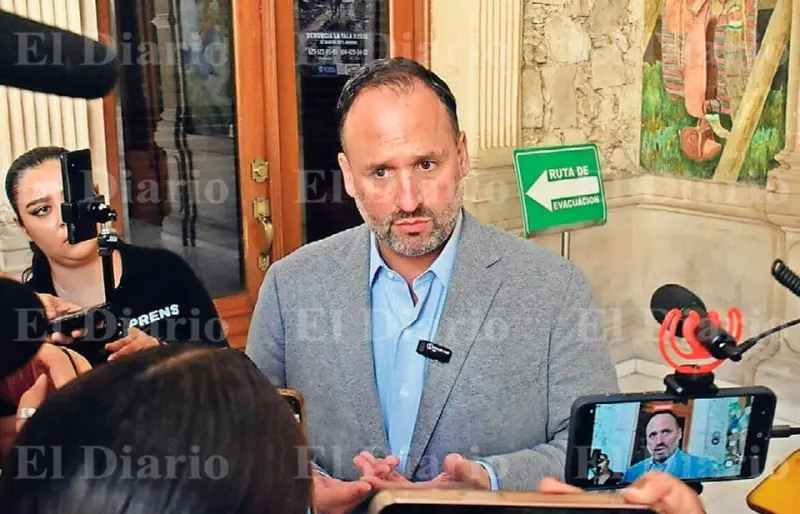 Llama Asuntos Internos a declarar al director de Penales