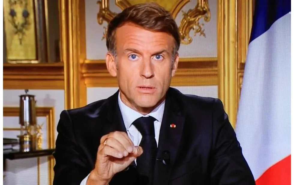 Culpa Macron a extrema izquierda de la violencia en Francia