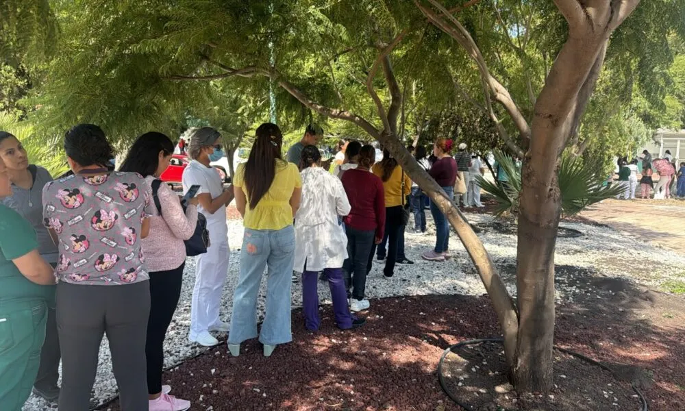 Votan trabajadores del IMSS propuesta