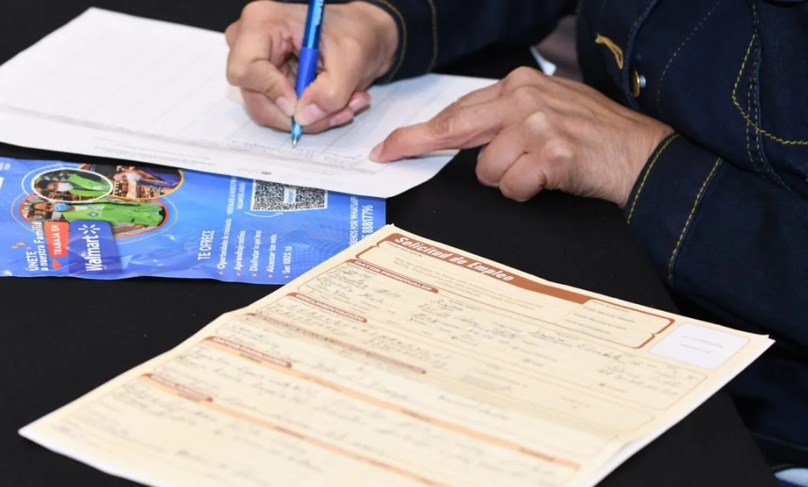 México reduce desempleo, pero mantiene alta informalidad