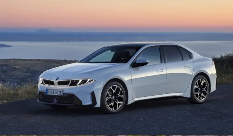BMW borra la frontera entre gasolina y eléctrico con su nuevo Serie 3