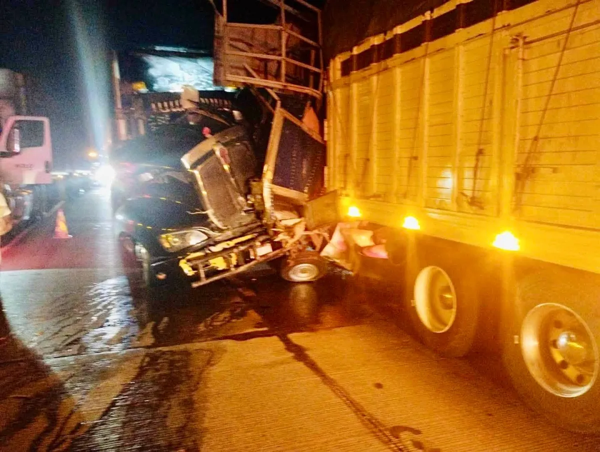 Muere copiloto tras accidente múltiple en el Arco Norte, en Atitalaquia