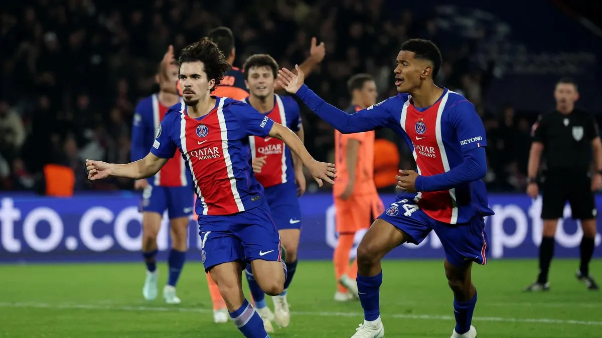 PSG saca la casta de campeón y derrota al Barcelona en París