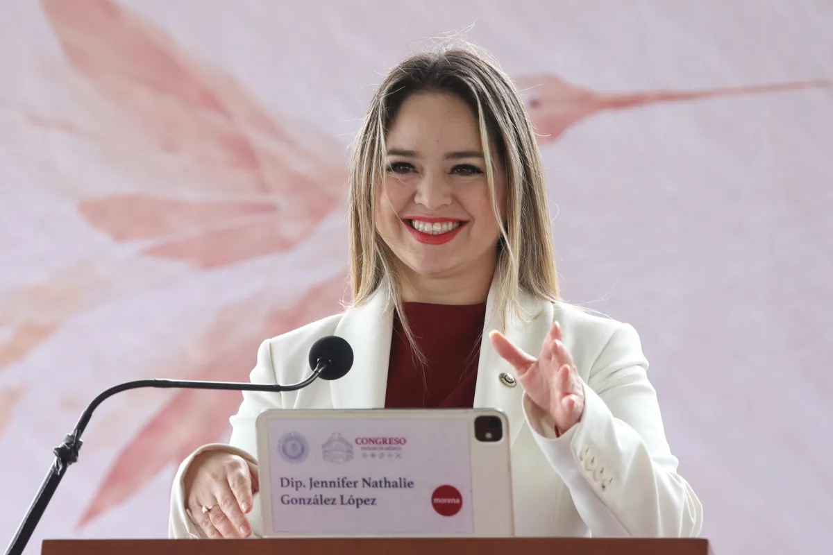 Brinda Jennifer González informe con énfasis en salud, agua y seguridad
