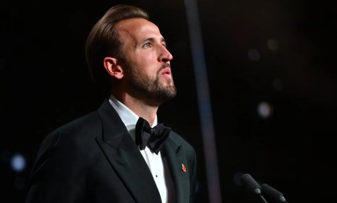 Se adjudica Harry Kane el Balón de Oro 2026 