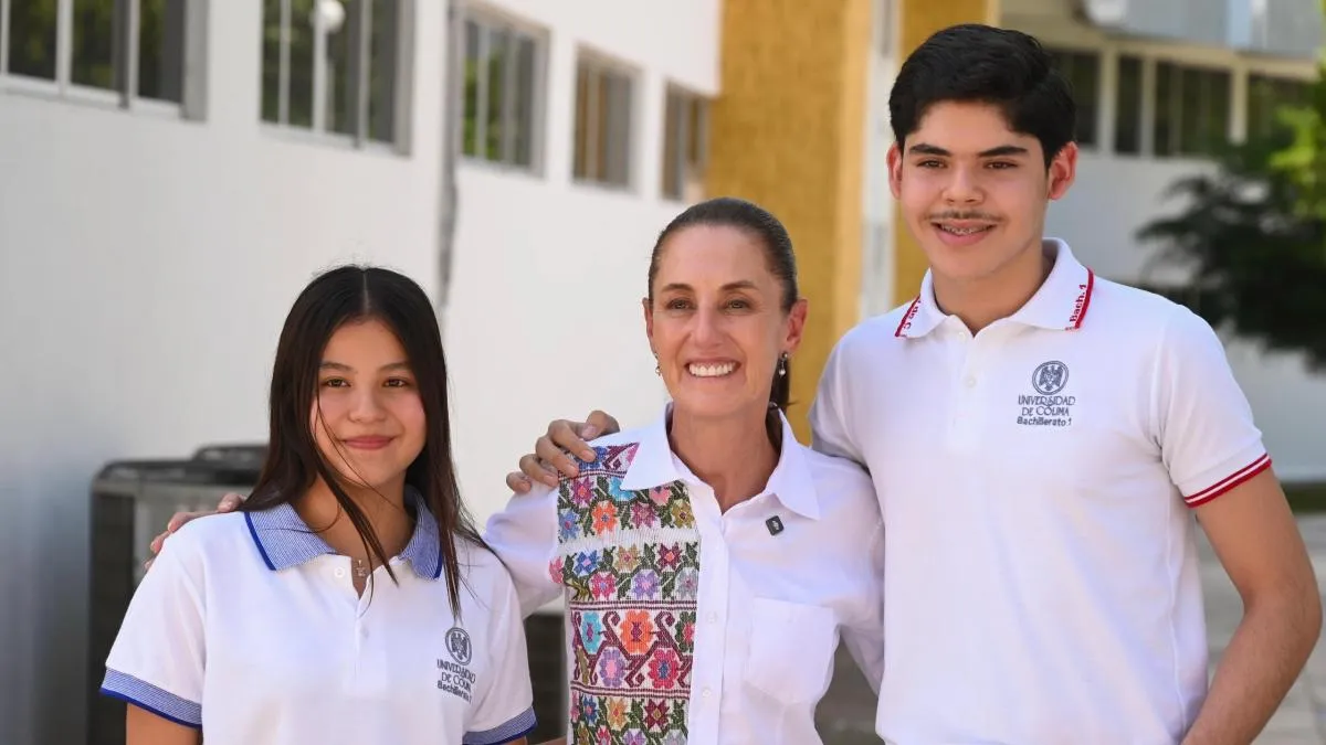 Presidenta asegura que Becas para el Bienestar han permitido que cerca de 400 mil jóvenes estudiarán preparatoria
