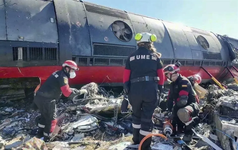 Choque en España, debido a error al autorizar avance de tren