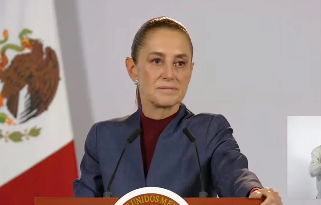 Sheinbaum anuncia portal de contratos del Gobierno federal y pide transparentar al INE