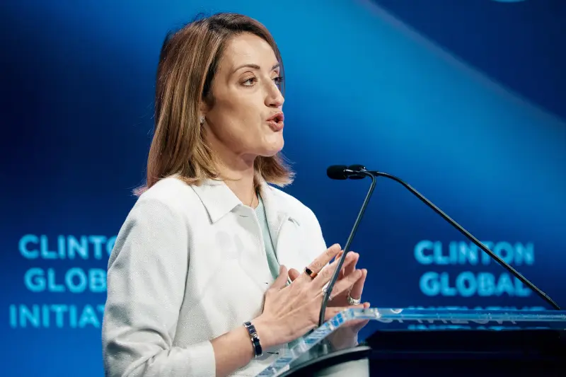 Un opositor tanzano, la CPI o hermanas iraníes, entre los nominados al premio Sájarov 2026