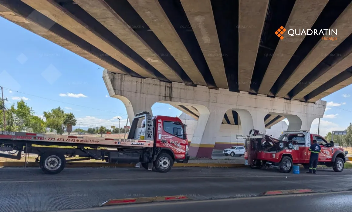 Grúas privadas hacen guardia en el Tuzobús sin contrato ni pago de gobierno: Semoth