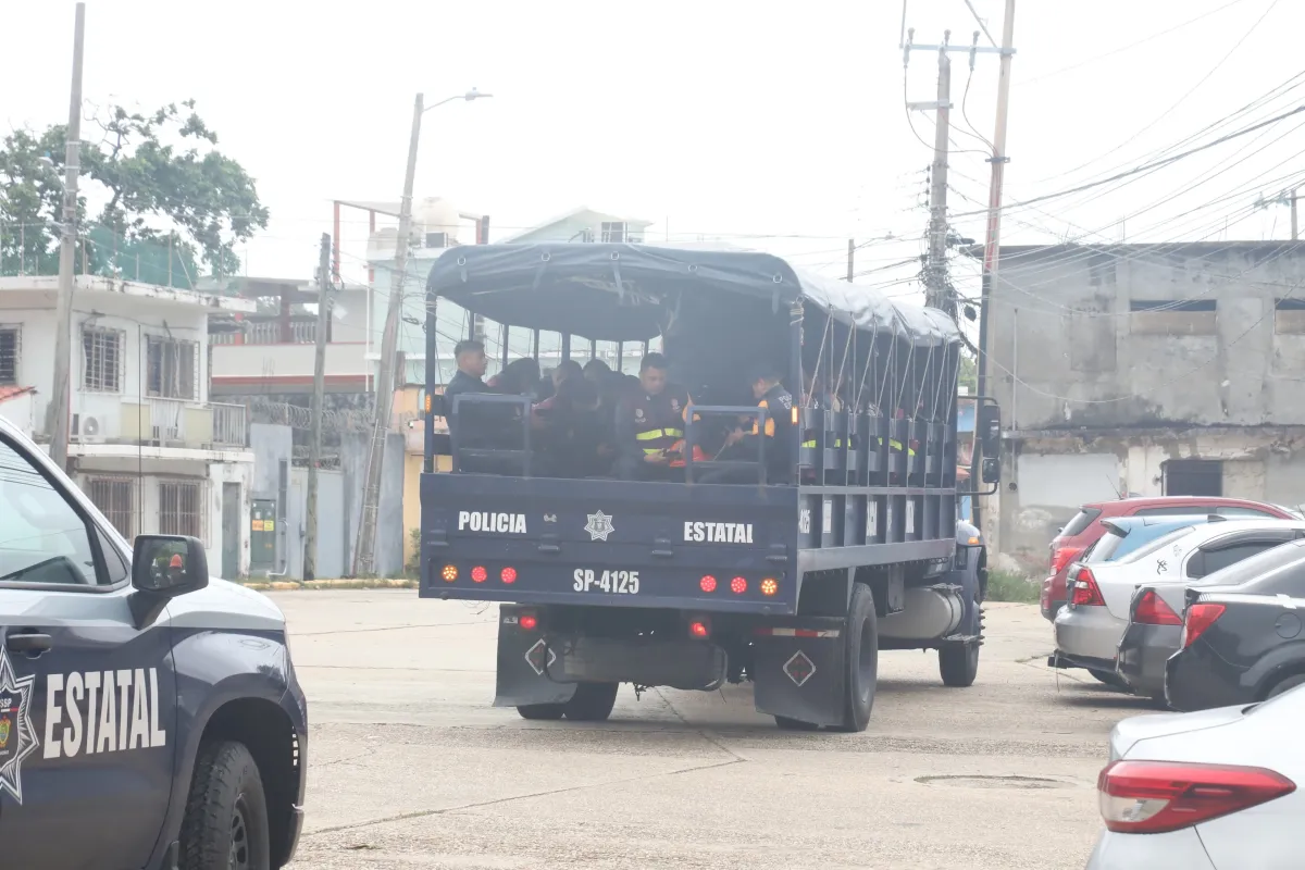 Mantiene gobierno estatal operativo de atención por FF 2 en Coatza