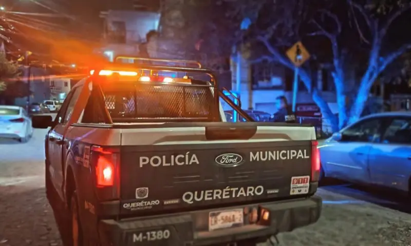 Es herido con arma blanca por ex pareja de su novia