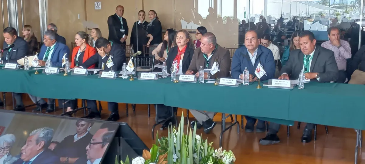 Reconocen avances de CONALEP Chihuahua en reunión nacional en Puebla