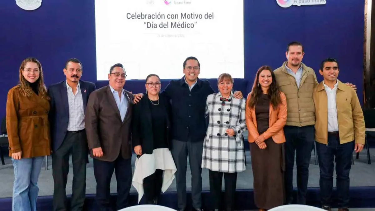 Chepe Guerrero reconoce el trabajo de las y los médicos de Corregidora