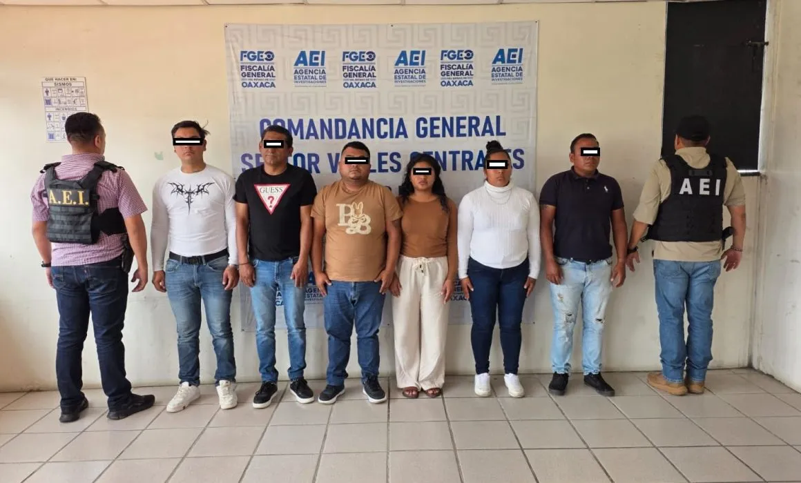 Detienen a funcionaria de Oaxaca de Juárez por presunta extorsión