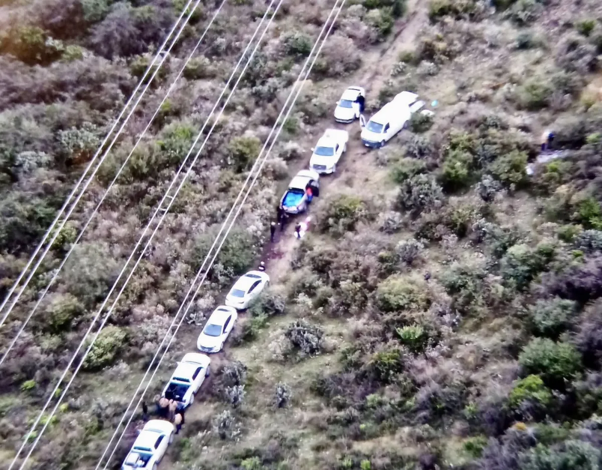 Localizan 5 cuerpos en fosa clandestina en Atotonilco de Tula