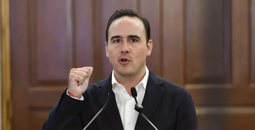 ‘Está raro, ¿no?’: Manolo Jiménez cuestiona solicitud de prórroga de CIESA para comprar AHMSA