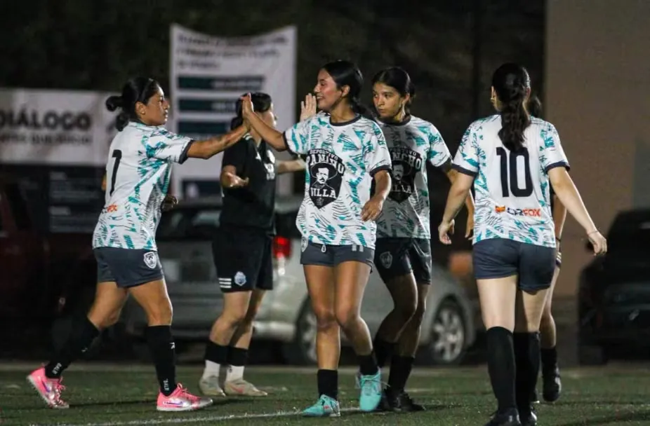 Pancho Villa GT golea y se instala en la final de la Liga Urbana Femenil.