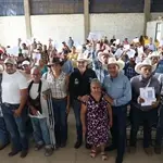 Apoya SEDEA con suplemento alimenticio a productores apícolas de la Sierra