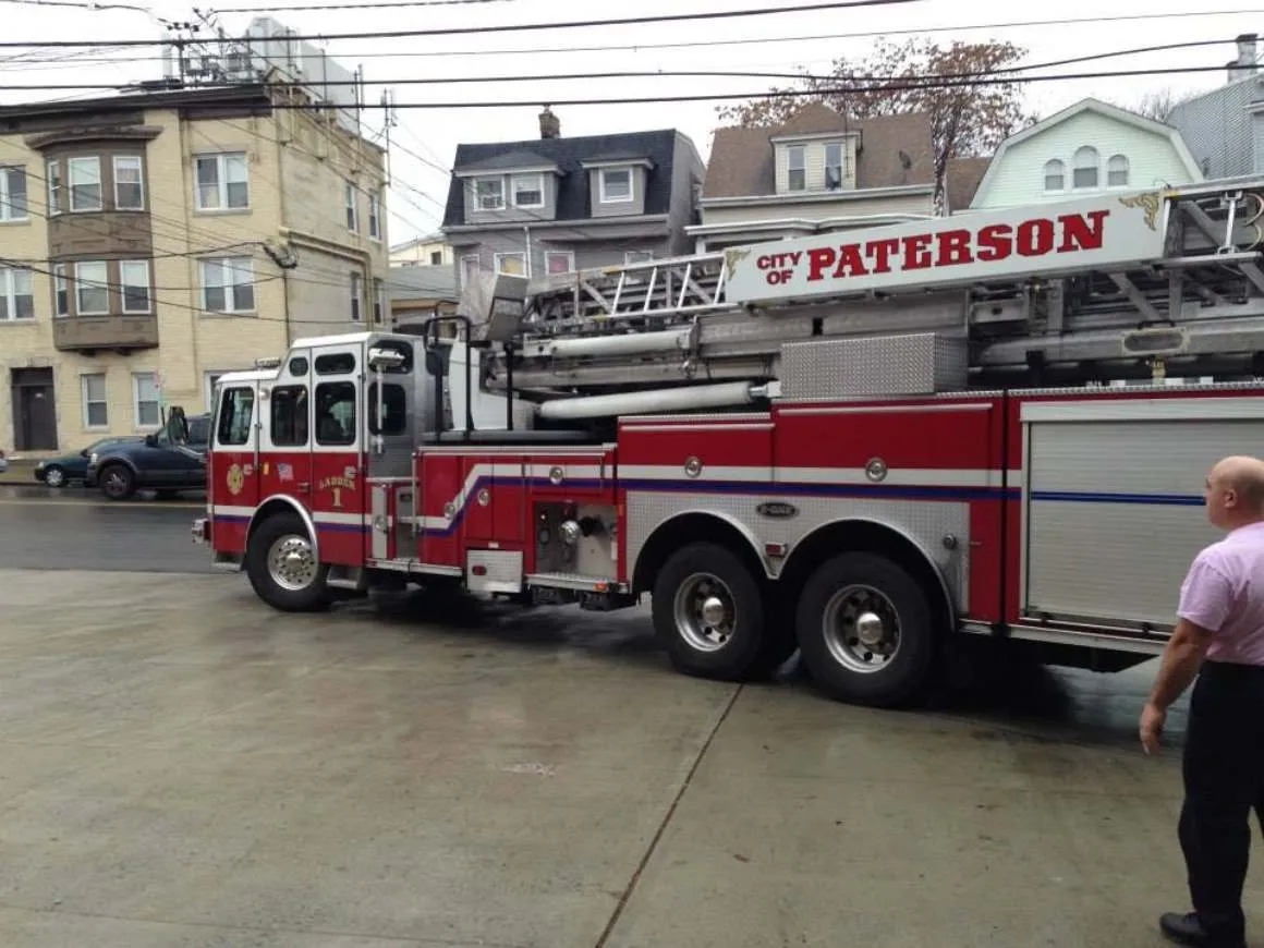 Lanzan clases gratuitas para quienes buscan ser bomberos en Paterson