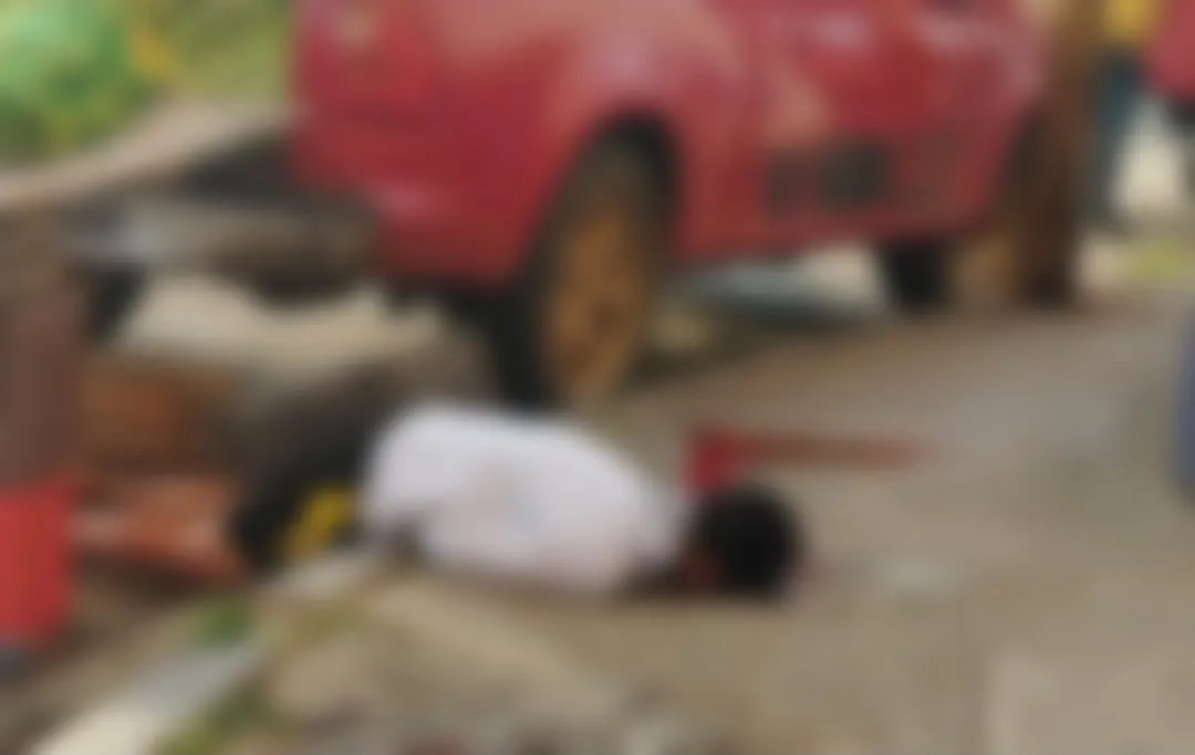 Balean a joven vendedor de frutas en Coatzacoalcos