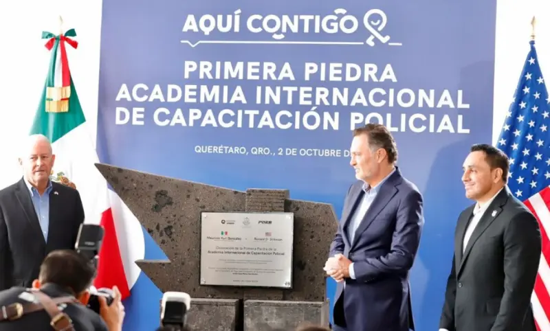 Sí hubo aviso al gobierno federal de evento de Kuri con Embajador