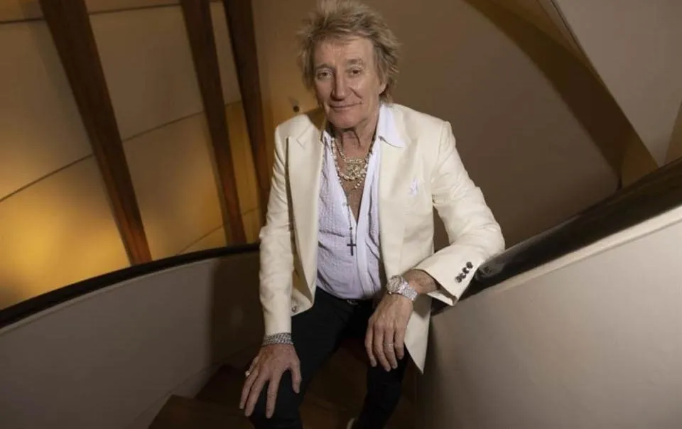 Anuncia Rod Stewart su despedida tras más de seis décadas