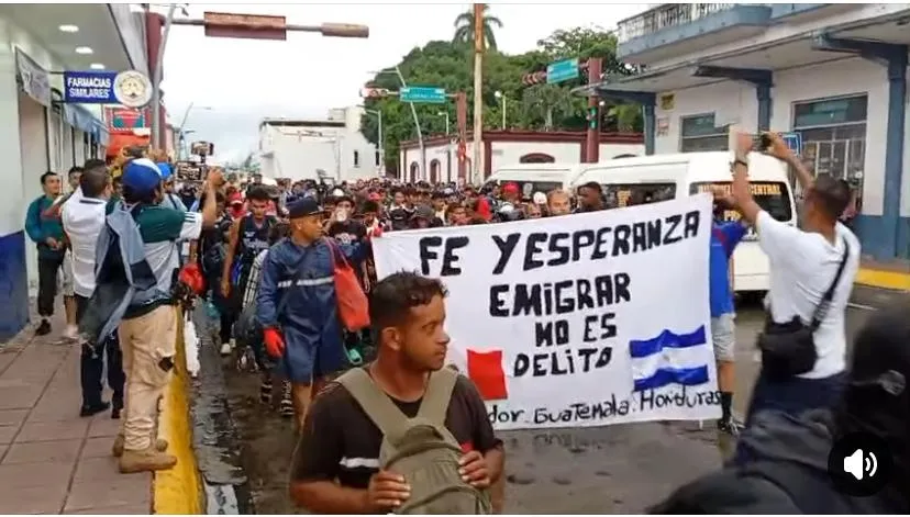 Parte nueva caravana migrante de Tapachula hacía Ciudad de México