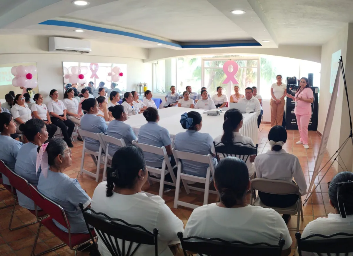 Lleva DIF Acapulco pláticas de prevención del cáncer de mama