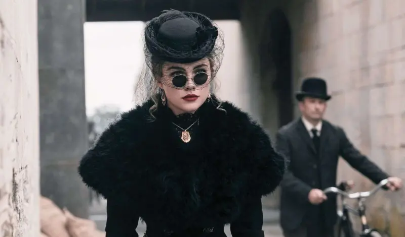 Netflix recupera un clásico con Florence Pugh y el resultado es una de las grandes series del año