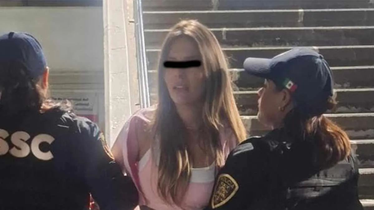 Influencer venezolana seguirá detenida en Santa Martha; llevaba más de 1 millón en efectivo