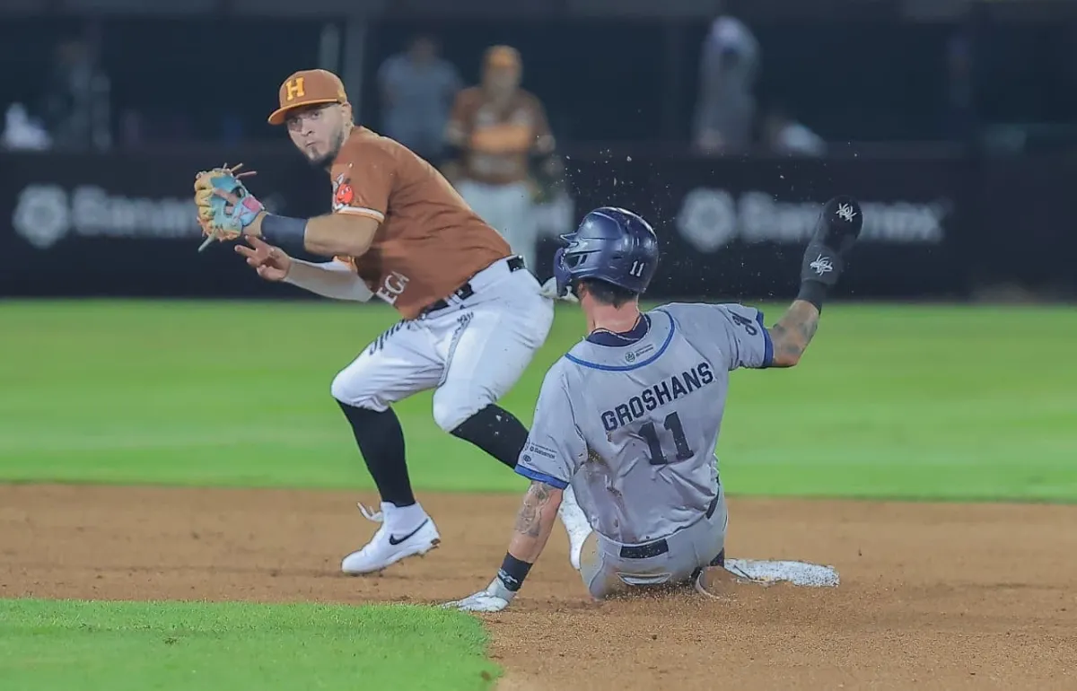 Barren Naranjeros a Jaguares en noche de cuadrangulares