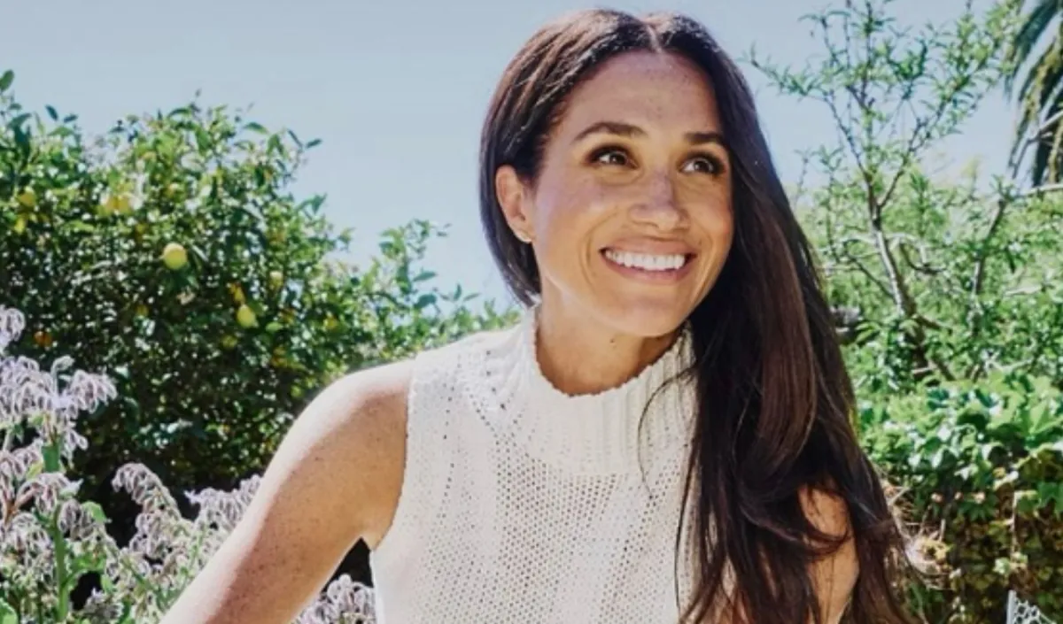 En plena tormenta por su padre, Meghan Markle anuncia un nuevo paso profesional lejos de casa