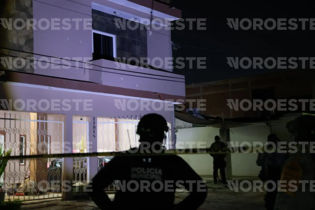 Balean casa de policía municipal activo en Valle del Ejido, en Mazatlán; no reportan lesionados
