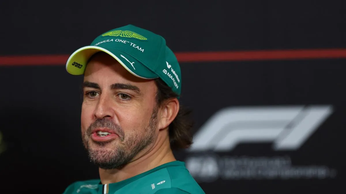 ¿Alonso realmente correrá el Dakar 2027? El español lo aclara en Singapur
