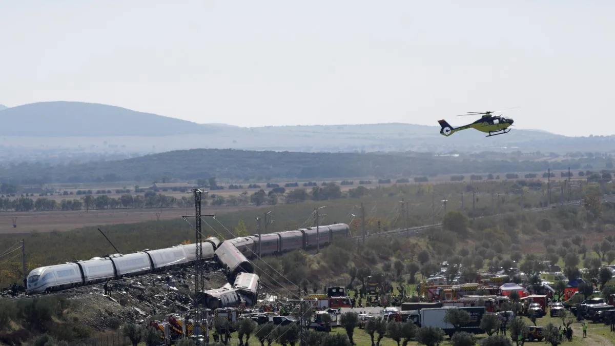 Se eleva a 64 la cifra de muertos en España tras la colisión de dos trenes de alta velocidad