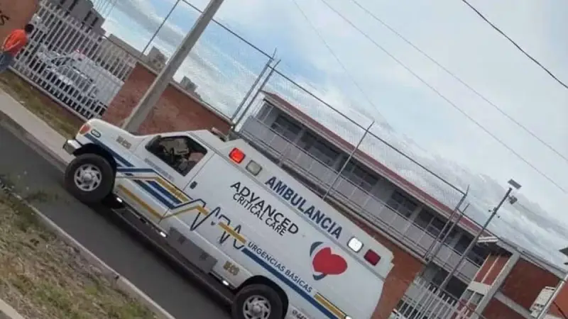 Alumno de secundaria ataca con cuchillos a cuatro de sus compañeros