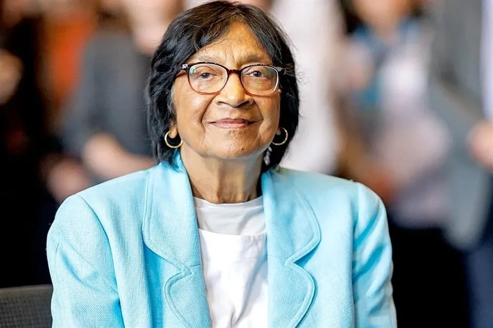 Gana Nobel de la Paz y le desatan la guerra
