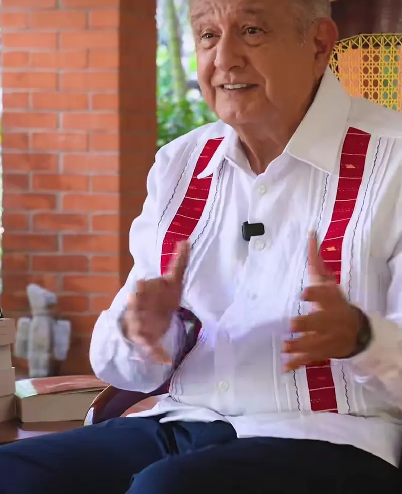 AMLO presenta su nuevo libro “Pueblo” desde Palenque
